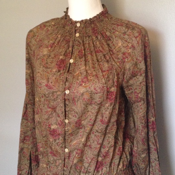 Lauren Ralph Lauren Tops - Ralph Lauren Floral Top Size Medium
